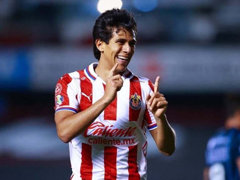 José Juan Macías volvió a Chivas tras su paso en España.. Foto: getty