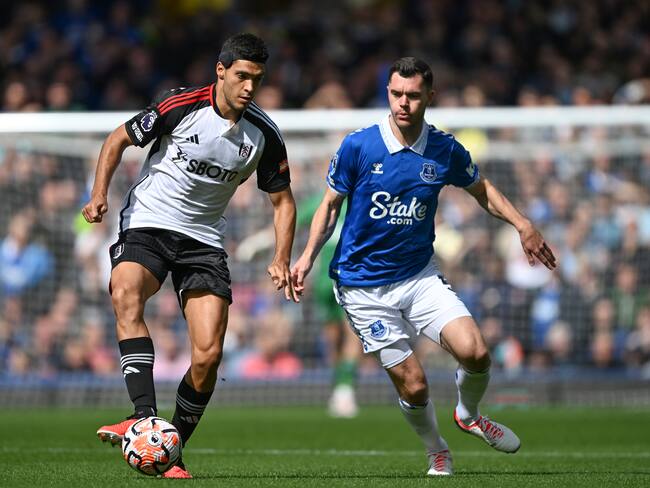 Raúl Jiménez debutó con el Fulham
