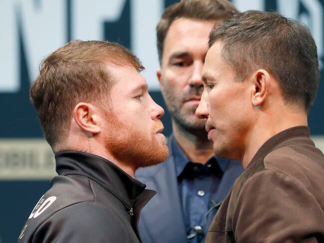Canelo Álvarez encara a Gennady Golovkin previo a la pelea del fin de semana