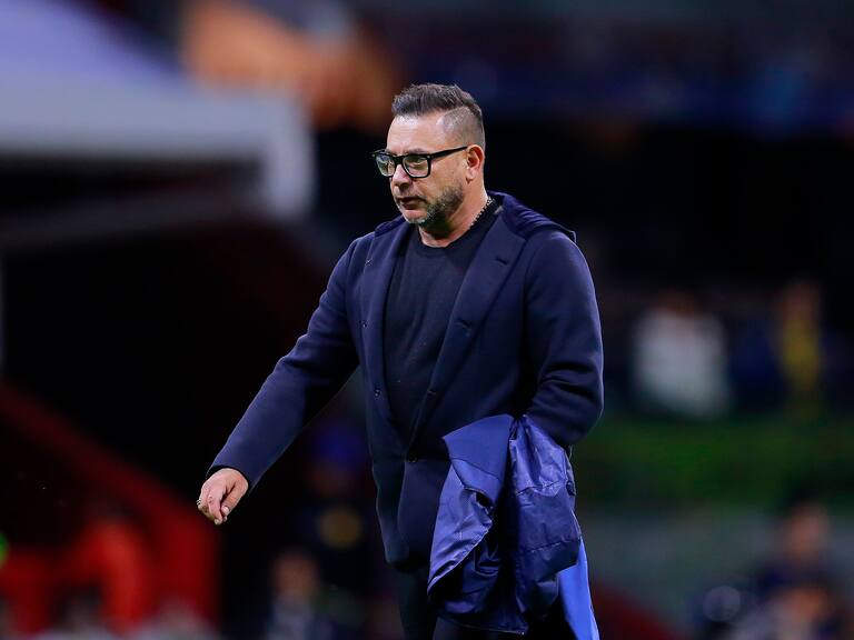 Pumas: Antonio Mohammed habla de su continuidad en el banquillo aurizaul