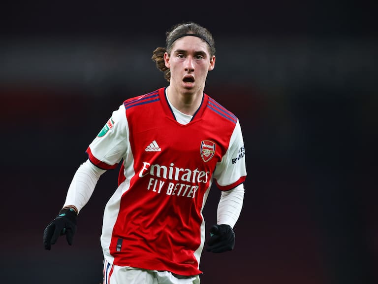 LONDON, ENGLAND - JANUARY 11: Marcelo Flores of Arsenal during the Papa John&#039;s Trophy match between Arsenal U21 and Chelsea U21 at Emirates Stadium on January 11, 2022 in London, England. (Photo by Marc Atkins/Getty Images)