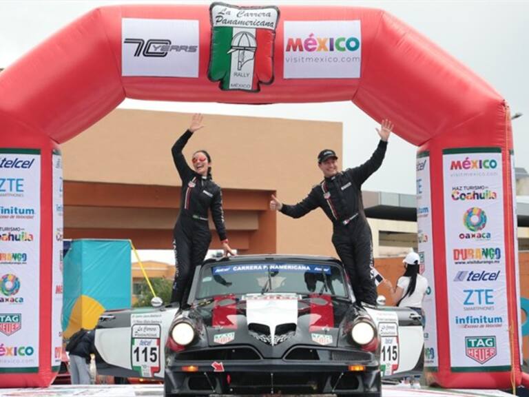 Premiación Carrera Panamericana. Foto: Carrera Panamericana