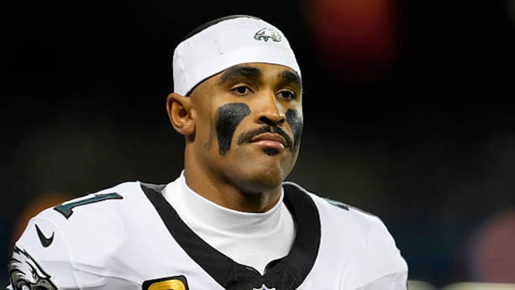 Jalen Hurts fuera de la temporada 2026 de la NFL por una embolia pulmonar