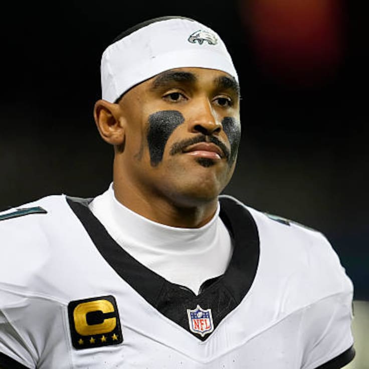 Jalen Hurts fuera de la temporada 2026 de la NFL por una embolia pulmonar