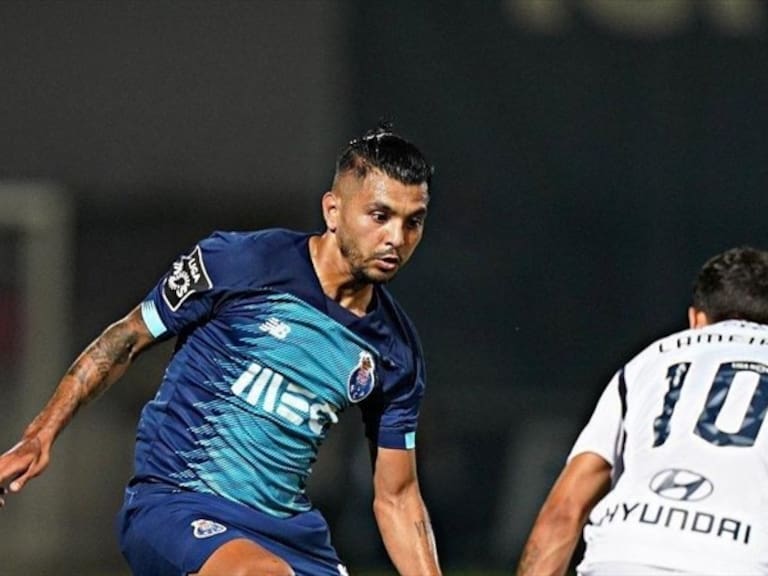 Jesús 'Tecatito' Corona con Porto. Foto: Especial