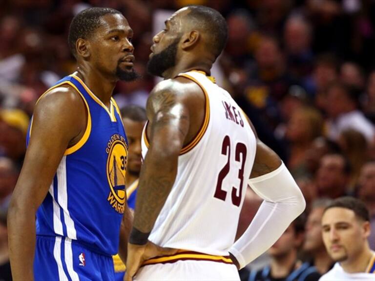KD vs LeBron James. Foto: Getty Images