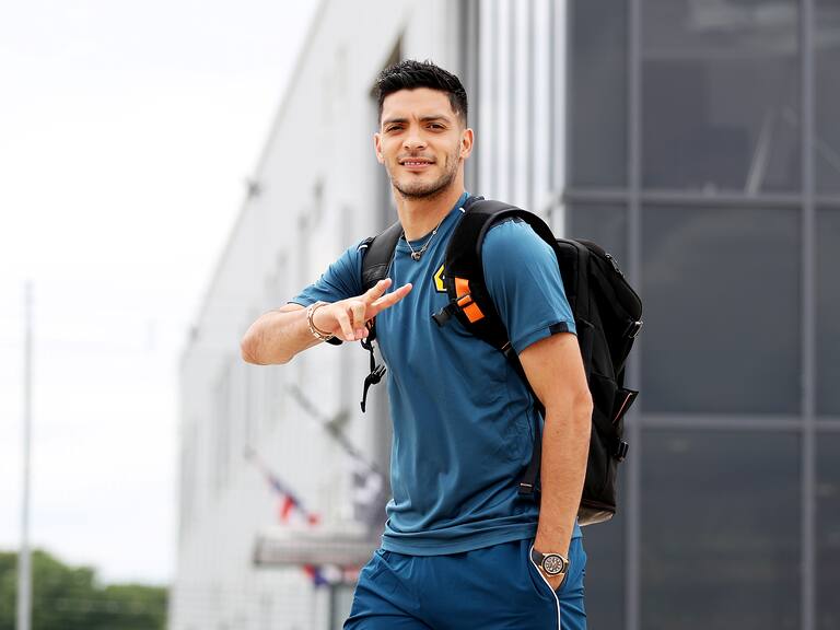 Raúl Jiménez ya reporta con los Wolves