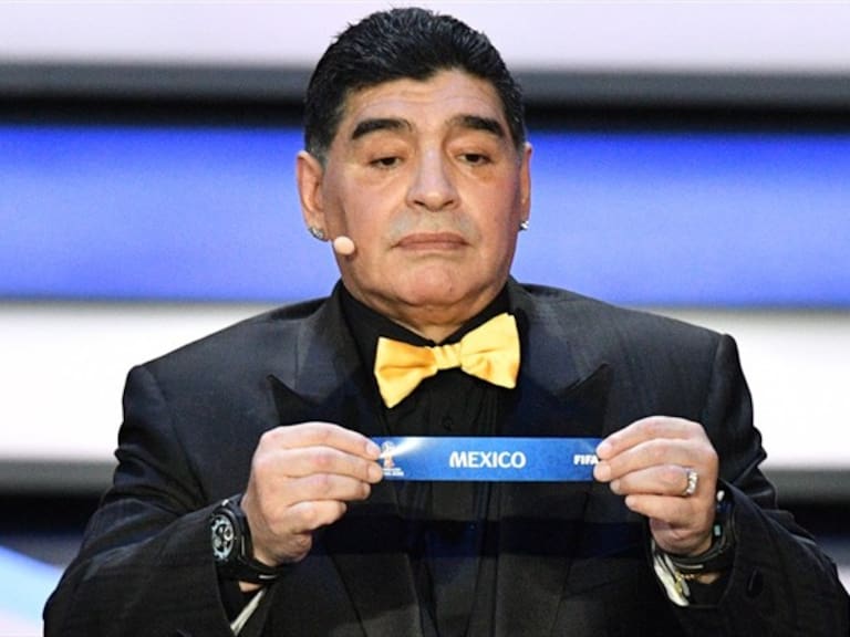 Maradona anuncia que México estará en el grupo F. Foto: Getty Images