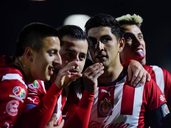 ¿Cómo le ha ido a Chivas jugando contra equipos de la MLS?