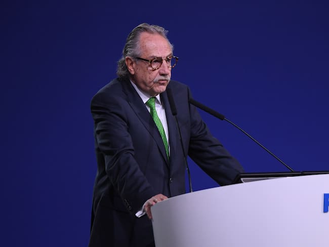 La Federación Mexicana de Futbol rinde homenaje a Decio de María por su trayectoria