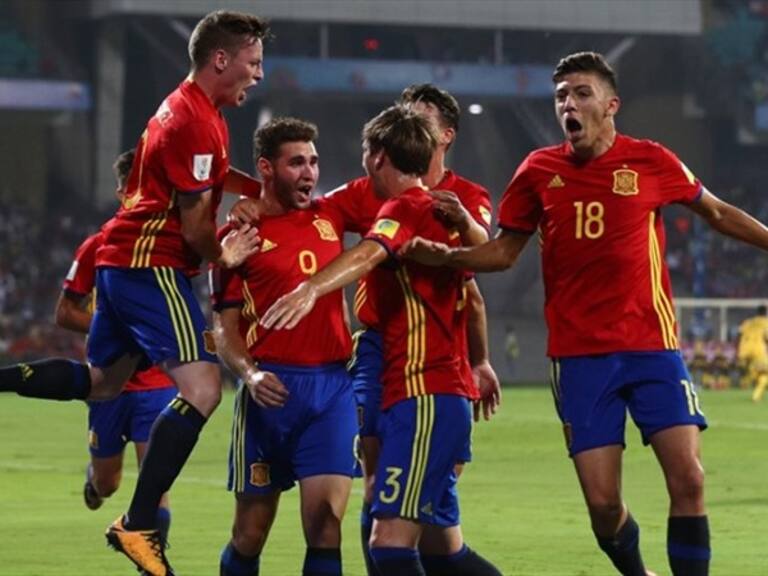 España celebra su pase a la final. Foto: Twitter