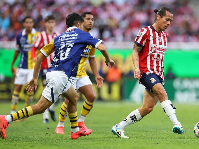 Chivas pierde su pase directo a la Liguilla tras caer ante Atlético San Luis