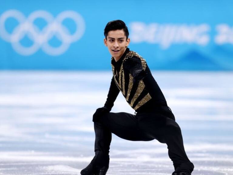 El tapatío se hizo leyenda este lunes al clasificar a la ronda libre de patinaje artístico. Foto: getty