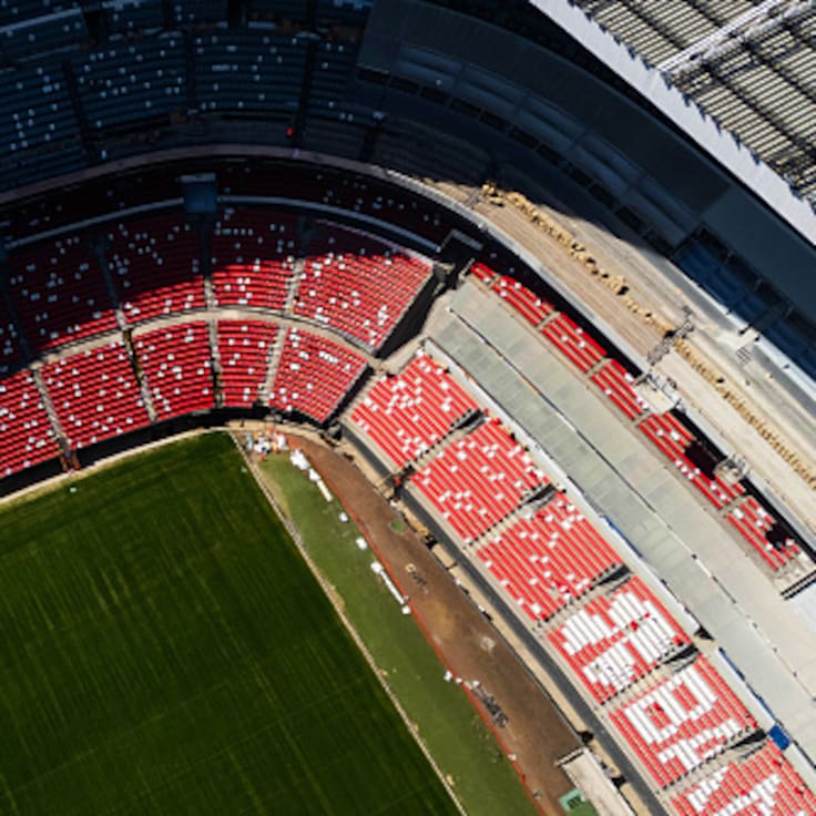 ¡Espectacular! Se filtra video del interior del Estadio Azteca: Así luce su nueva iluminación roja rumbo al Mundial 2026