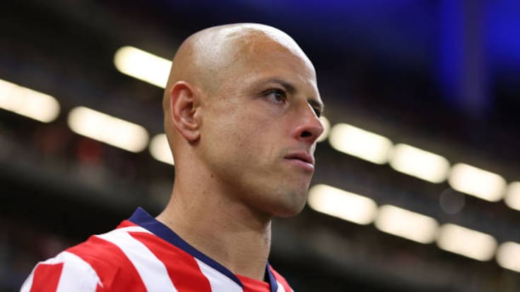 Chicharito Hernández sale de Chivas tras un ciclo lleno de polémicas