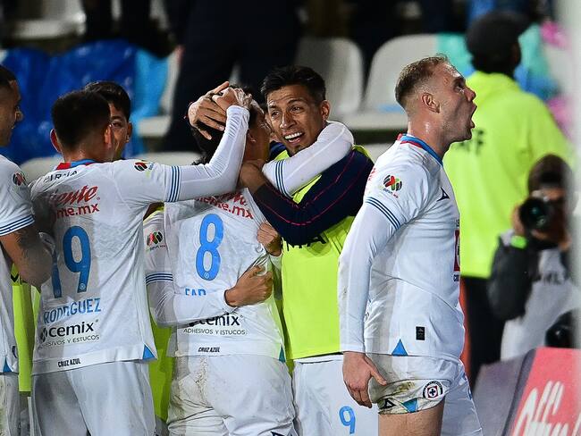 Cruz Azul concreta voltereta espectacular en territorio ajeno; ¡Apareció la ‘Cruzazuleada Tuza’!