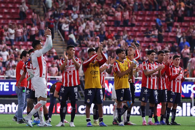 Chivas se despide de su afición