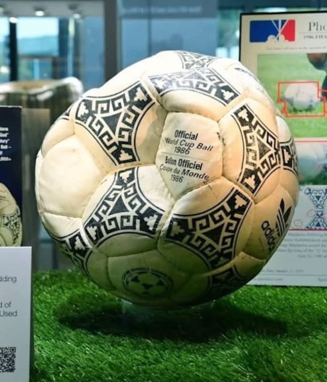 Balón de la Mano de Dios y el Gol del Siglo