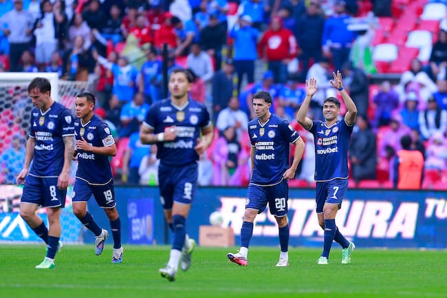 La Máquina se fue arriba por dos goles al descanso