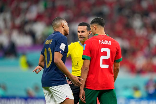 César Arturo Ramos en la Copa del Mundo 2022 en el juego Francia vs Marruecos