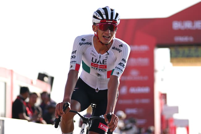 Del Toro superó al danés Jonas Vingegaard, quien descendió al tercer puesto del escalafón.