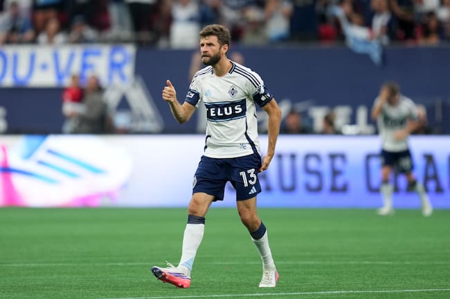 Festejo de Thomas Müller a su gol de penalti