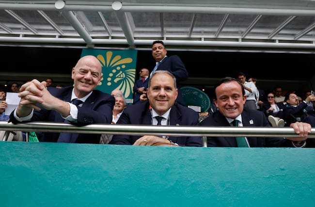 Gianni Infantino, Victor Montagliani y Mikel Arriola