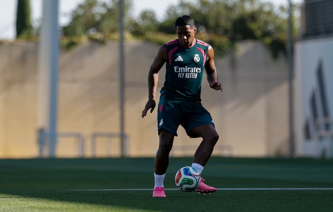 Endrick en entrenamiento del Real Madrid