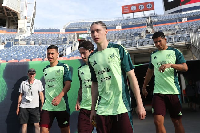 Marcelo Flores con la Selección Mexicana