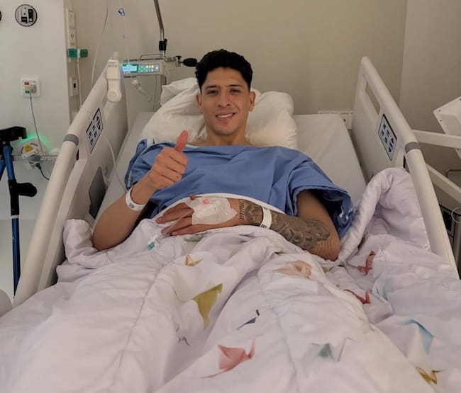 Edson Álvarez operado del tobillo