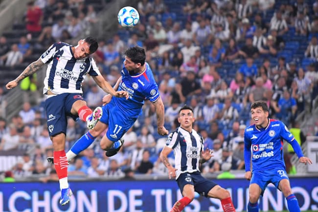 Con golazos de Rotondi y Palavecino, Cruz Azul vence a Monterrey y hunde al equipo de Torrent