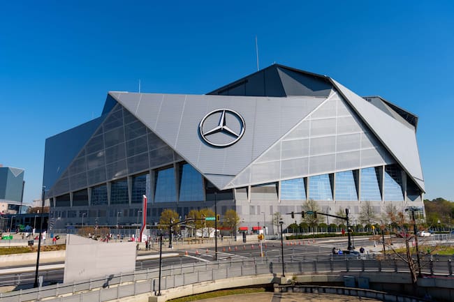 Mercedes-Benz Stadium casa de los Atlanta Falcons