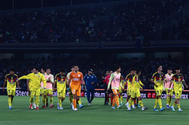 El plantel del América después de su eliminación contra Pumas
