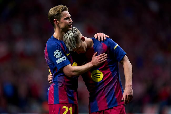 Frenkie de Jong y Dani Olmo
