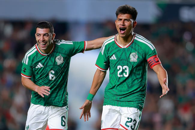Selección Mexicana triunfó ante Islandia