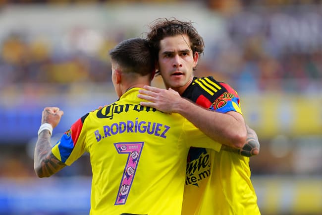 Brian Rodríguez y Pato Salas