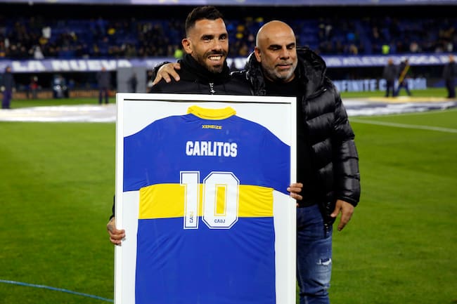 Reconocimiento de Boca Juniors a Tévez en 2022