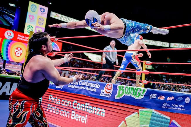CMLL