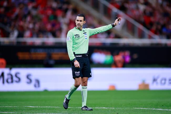 César Arturo Ramos durante el partido de la sexta jornada entre Chivas y Club América, como parte del Torneo Clausura 2026 de la Liga MX