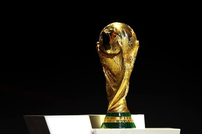 Trofeo presentado en el sorteo oficial de la Copa Mundial 2026