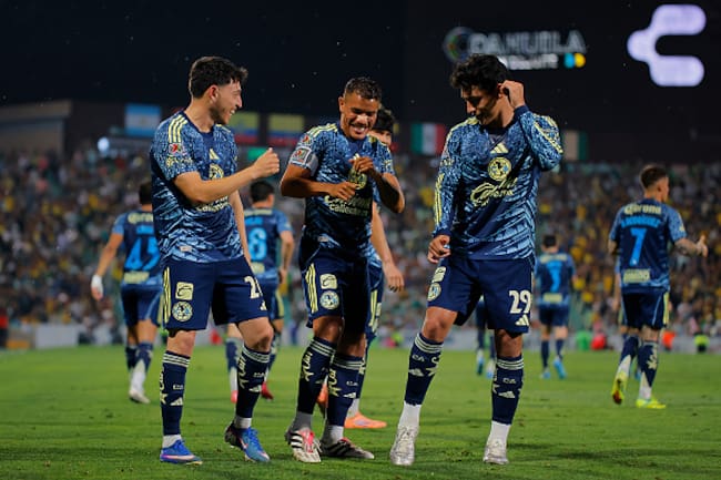 América celebra gol