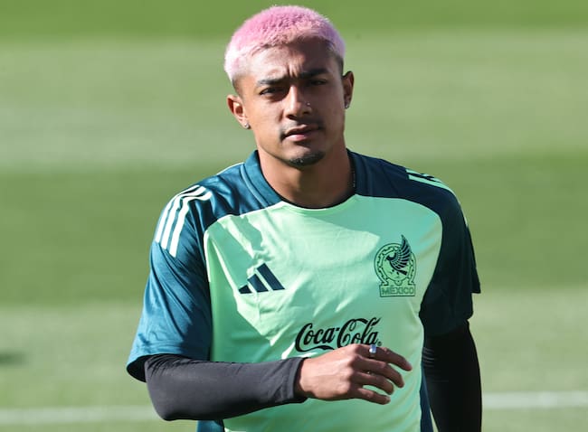 ¡Alarma en el Tri! Julián Araujo sufre dura lesión y su lugar en el Mundial 2026 pende de un hilo