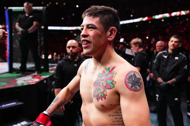 Brandon Moreno vuelve a tropezar en México; “Spartan” Martínez rescata el honor nacional en la UFC