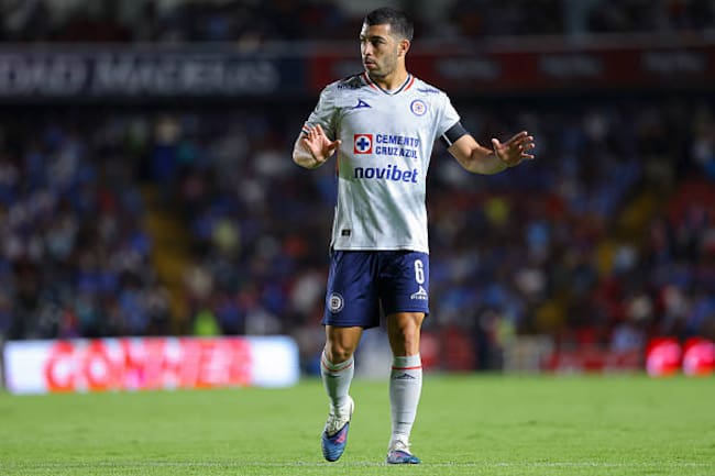 Por ahora, el panorama apunta a que Erik Lira continuará defendiendo los colores de Cruz Azul