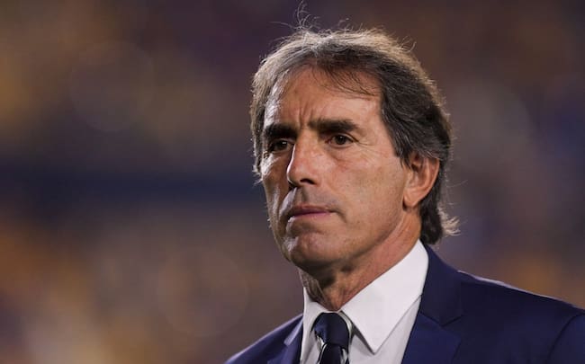 Club América DT Guillermo Almada