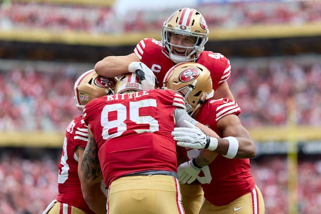 San Francisco aplastó a Miami 35-13