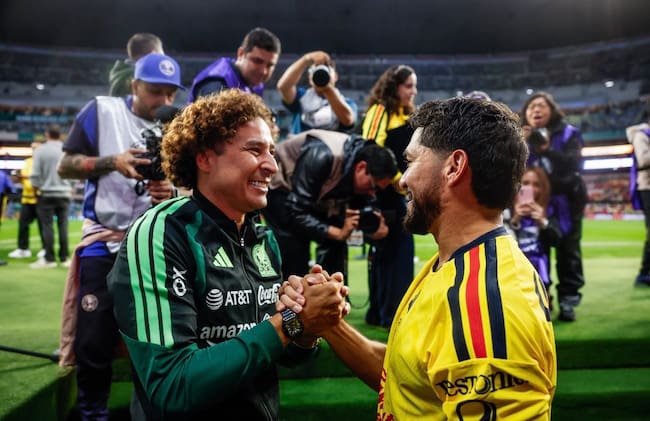 Guillermo Ochoa estuvo presente en el Estadio Banorte