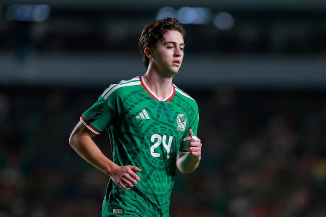 Javier Aguirre ya tiene a su 'protegido': Brian Gutiérrez levanta la mano para el Mundial 2026