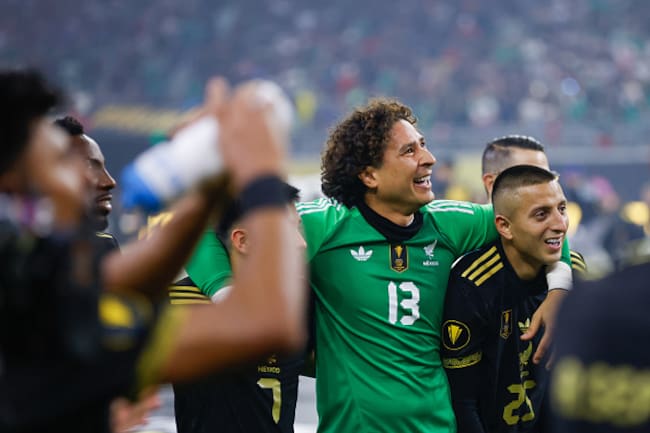 Guillermo Ochoa con la Selección Mexicana