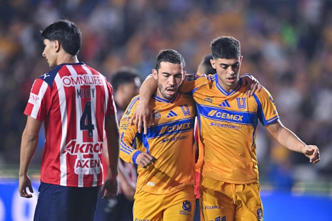 Tigres vs Chivas